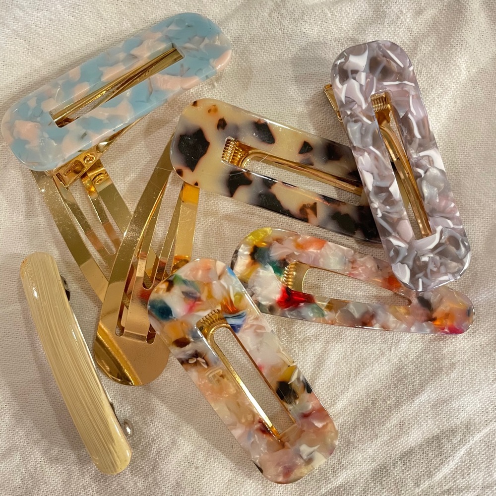 Hair clips